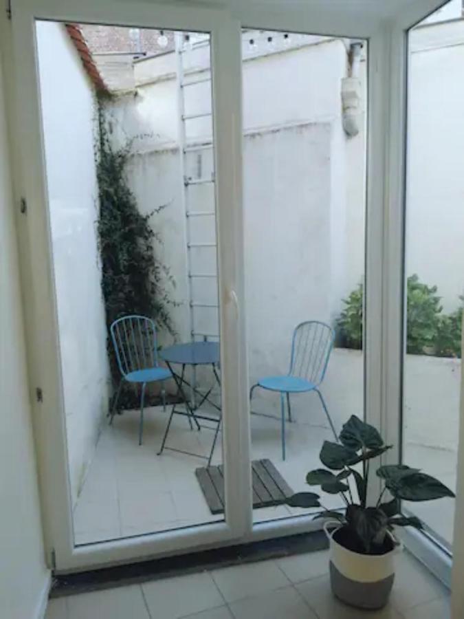 Studio With Terrace In 17Th Century House Apartment Bruges Exterior photo