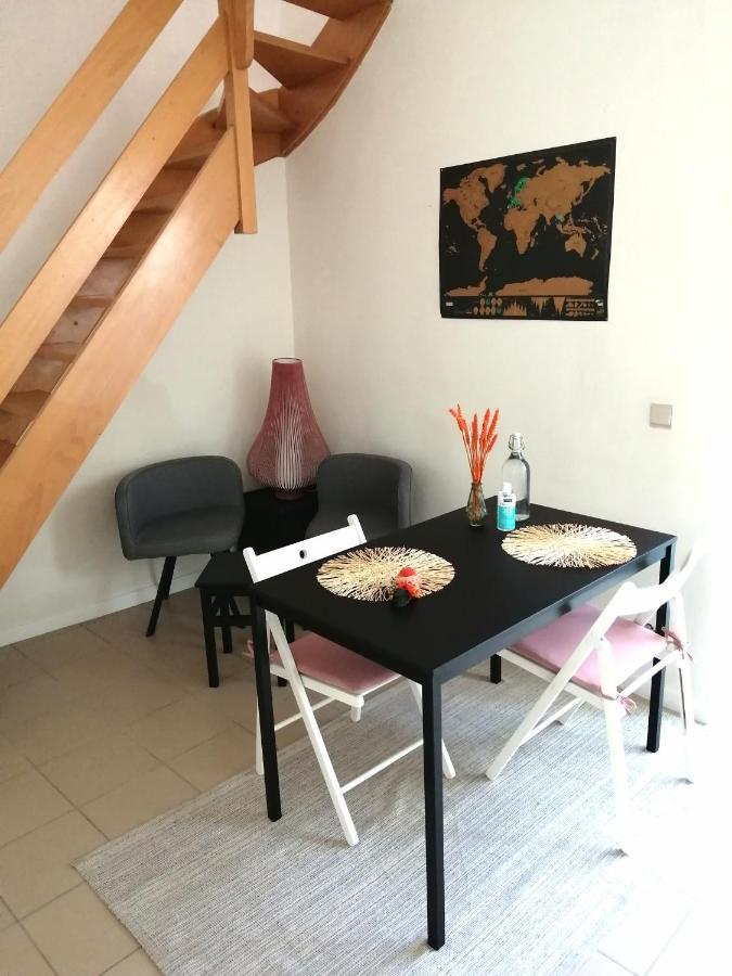Studio With Terrace In 17Th Century House Apartment Bruges Exterior photo